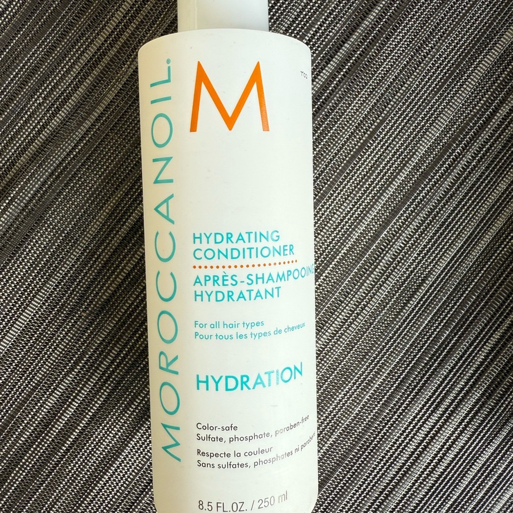 Moroccanoil Hydration Conditioner- 8.5 oz brand new. Authentic